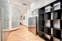 LuxRent閣樓Lagrange