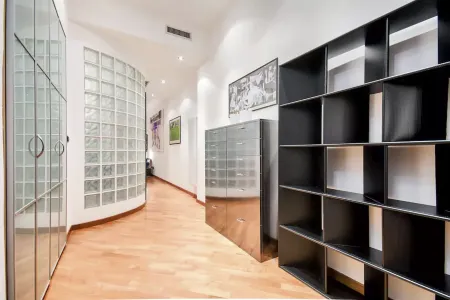 LuxRent Loft Lagrange Отели рядом с достопримечательностью «Santa Maria di Piazza»