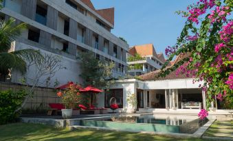 Villa Manggala - 13 Mins Walk to Berawa Beach