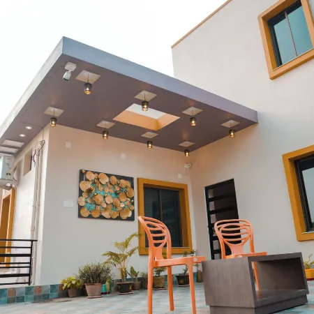 Kristi Guest House, Shantiniketan
