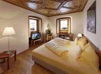 Hôtel Bodenhaus Hotels in Hinterrhein