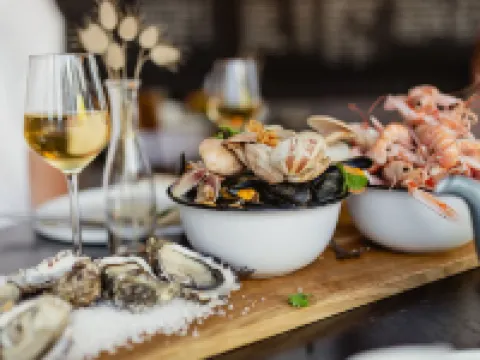 自由船 貝諾代酒店