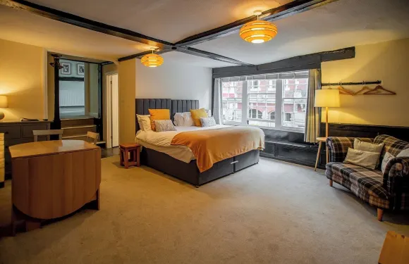 奧爾德國王阿姆斯酒店