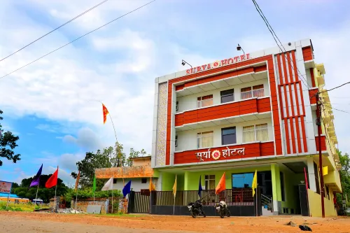 Surya Hotel - 3 Sao