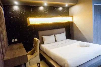 Modern Spacious Studio Room Apartment at Taman Melati Hotels in Dukuh Sutorejo