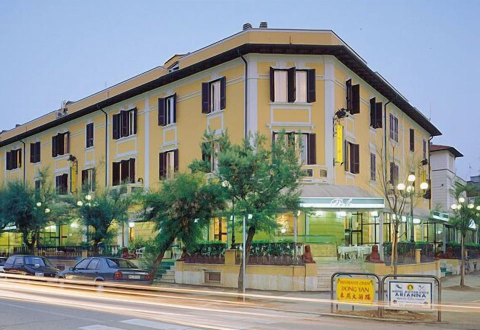 hotel overview picture