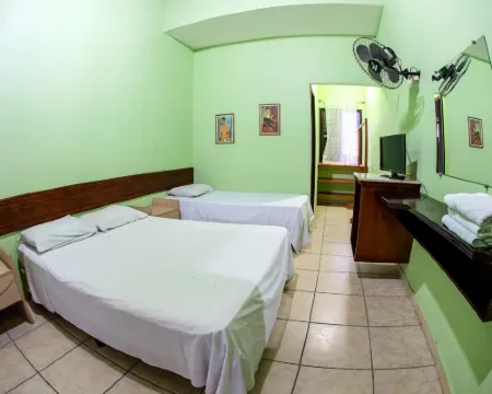 بوزادا مارفيو فنادق في کواروخا