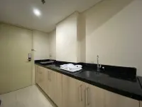 New and Homey Studio Apartment at Warhol (W/R) Residence Hotel a South Semarang