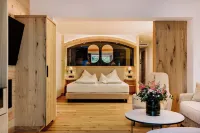 Hotel Klosterbräu فنادق في Seefeld