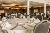 Shoreline Inn & Conference Center, Ascend Hotel Collection Hotels in Muskegon