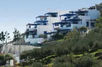 Nymphes Luxury Apartments Отели в г. Paralia Fodele