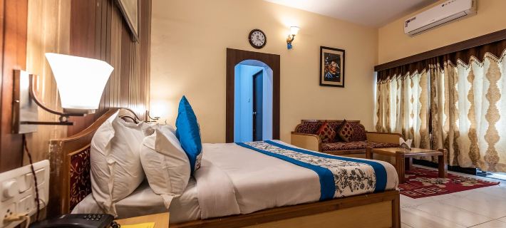 Yorkshire Inn Hotels in Mount Abu