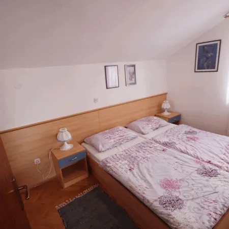 Apartments Barisic Hotels in Vir