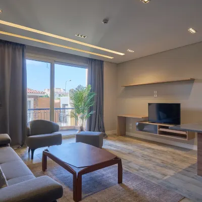 Maison 7 Hotels near CMB مركز الراعي الصالح