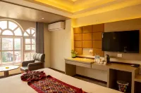 Avocado Orchid Resort