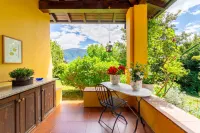 Villetta Camelia With Garden by Wonderful Italy - Bungalows