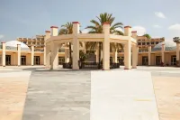 Apartment in Marbella Near Beach & Pool