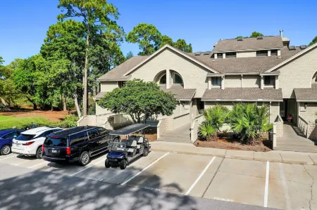 8972 Heron Walk 2 Bedroom Villa by RedAwning