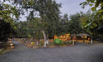New Cheetal Resort Madhai