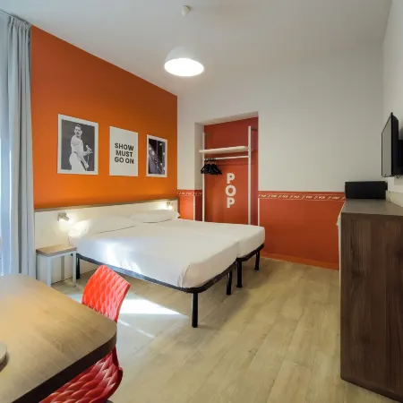 Hotel Nologo