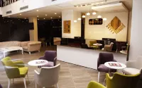 โรงแรมเฟเวอริท - 2 ดาว