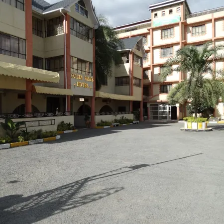 Golden Palace Hotel