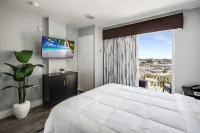 South River Suites Hotels in Medley