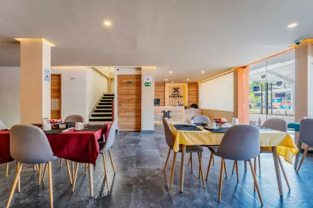 Hotel Central Merida by Kavia Отели рядом с Аэропорт Мерида