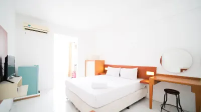 Homey Studio Apartment at Dian Regency Hotels in Sukolilo
