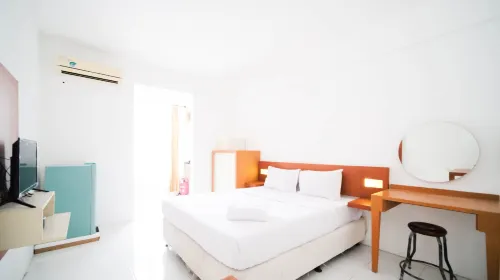 Homey Studio Apartment at Dian Regency Hotels in Sukolilo