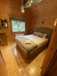Hollybush Lodges Hotels near Radstock Museum
