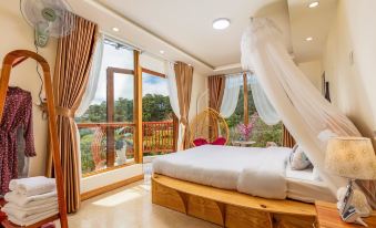 Da Lat Cam Ly Hotel
