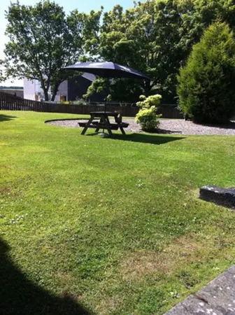 King Robert Hotel Отели рядом с достопримечательностью «Университет Стерлинг»