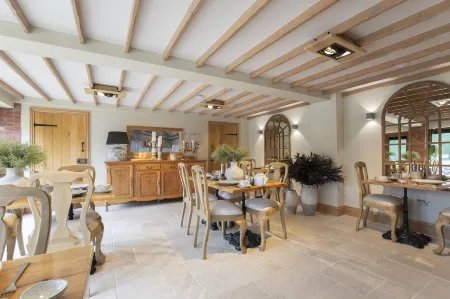 Stable Lodge | Boutique B&B