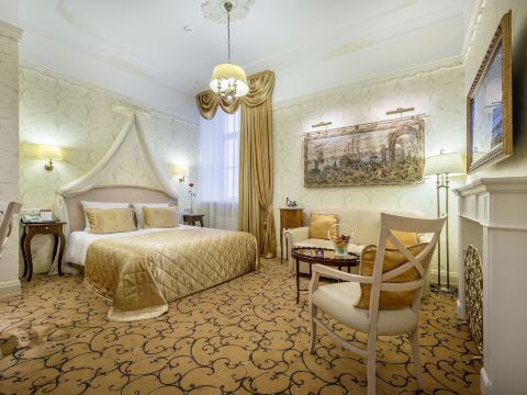 Imperial Hotel & Restaurant