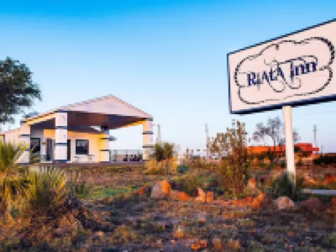 Riata Inn - Marfa Hotels in Marfa