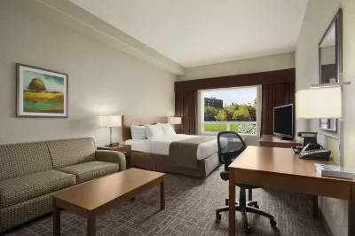 Days Inn & Suites by Wyndham Yorkton Hotel di Yorkton