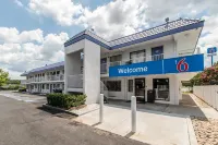 Motel 6 Norcross, GA - Atlanta Northeast Hotels in Gwinnett County