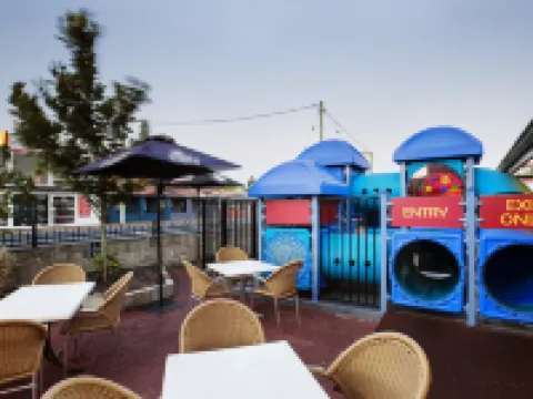 Nightcap at the Ship Inn Hotels in Busselton