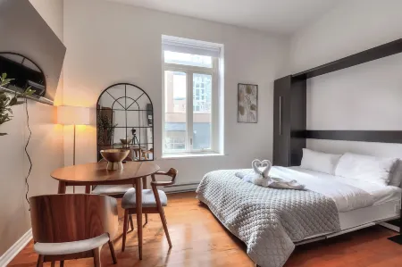 Apartment et Studio Montreal Отели рядом с достопримечательностью «Парк Рапид»