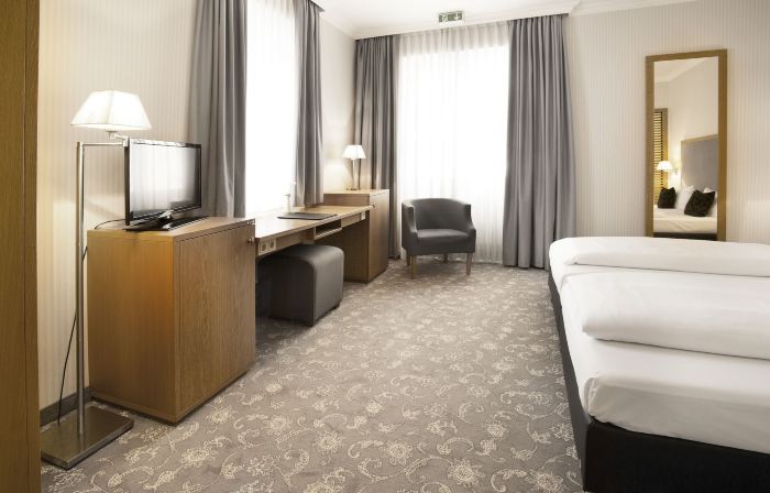 Townhouse Hotel