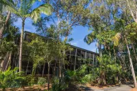 Angourie Resort Hotel a 