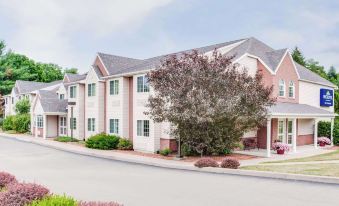 Microtel Inn & Suites by Wyndham Olean/Allegany