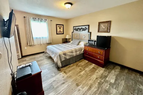 Alaska Angler's Inn - Bares