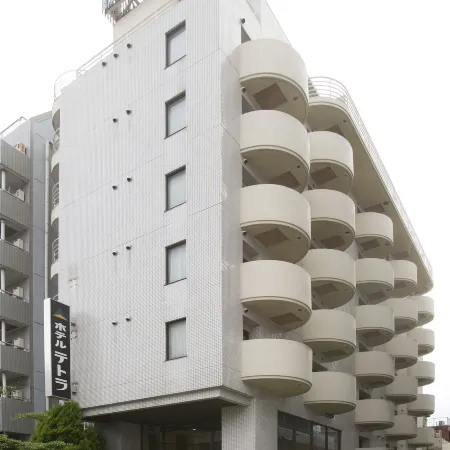Hotel Tetora Tsurumi Отели рядом с достопримечательностью «Железнодорожная станция Цуруми»