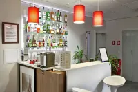 Hôtel l'Amandier Hotels in Nanterre