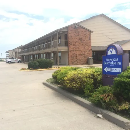 Americas Best Value Inn-Garden City
