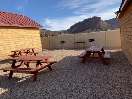 Red Canyon Cabins Отели в г. Канаб