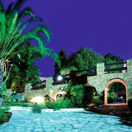 Marhaba Salem Resort - Family Only Отели рядом с достопримечательностью «Большая мечеть»