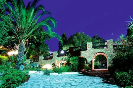 Marhaba Salem Resort - Family Only